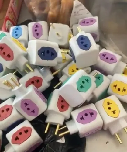 Adaptador de tomada