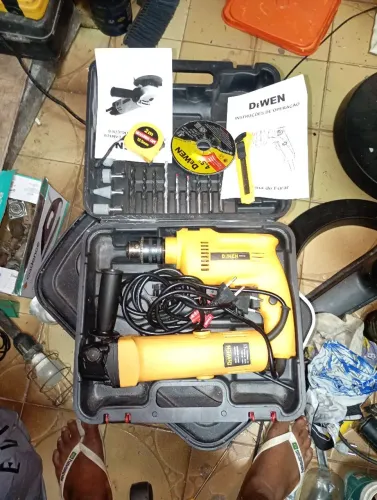 Furadeira e Esmerilhadeira 