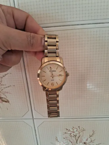Relógio Mondaine feminino 5 atm dourado