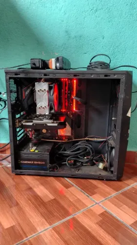 PC i5 9400 + GTX 1650
