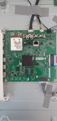 Placa principal (main board) TV LG - 39LB5800 e 42LB5800.