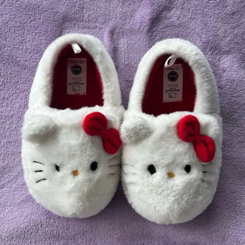 Pantufa Hello Kitty Renner