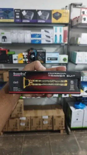 MAQUINA DE CORTAR CABELO E BARBA