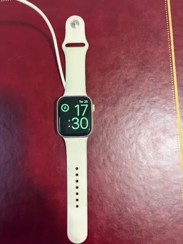 Apple watch serie7/ 45mm - Cor Starlight