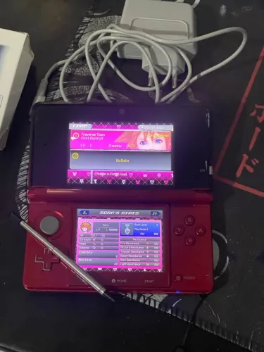 NINTENDO 3DS (CARREGADOR, CARTÃO DE MEMÓRIA E JOGOS)