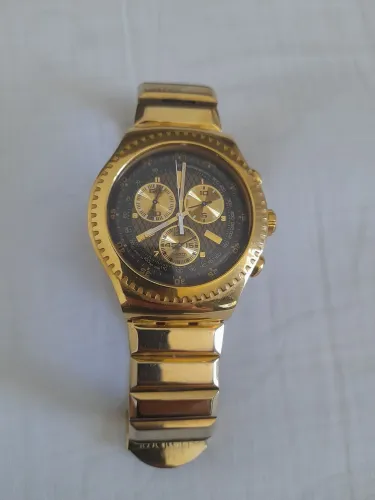 Relógio original folhado a ouro 