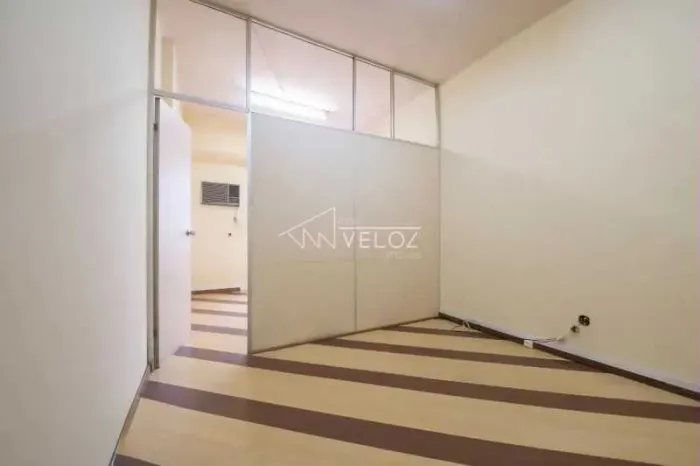 Apartamento : / Residencial / Centro