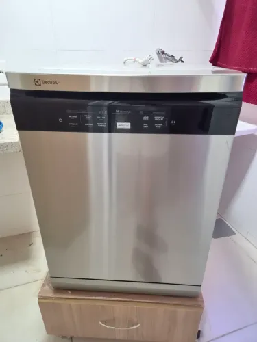 Lava louças Electrolux 14 serviços