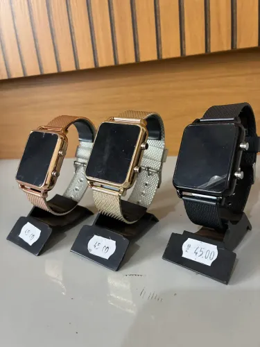 Relogio Digital Led Quadrado Estilo Smartwatch Aco Esteira Unissex - Produto Novo