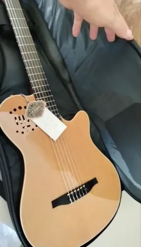 Violão Godin Grand Concert Deluxe zerado