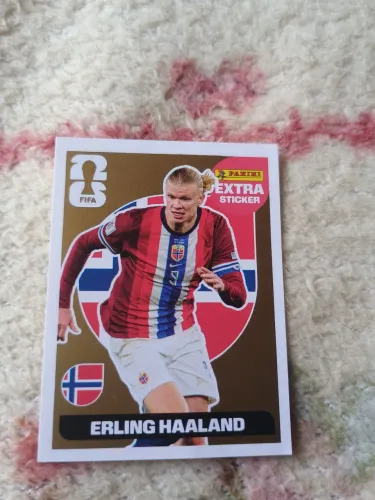 ERLING HAALAND LEGEND GOLD