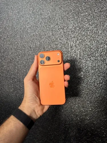 iPhone 17 Pro Max 256GB Laranja - OPORTUNIDADE