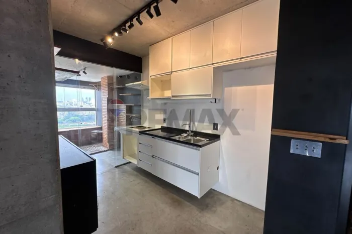 Aluguel no condomínio maxhaus VLA 70m2 conceito aberto com closet e home office