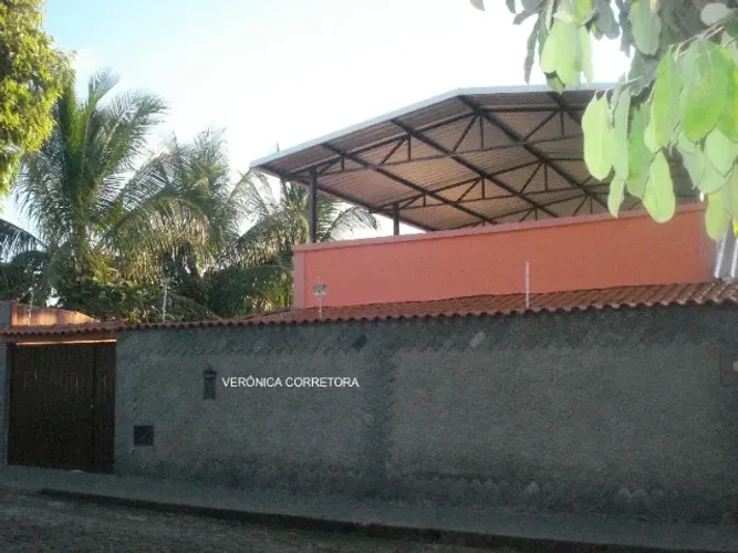 Casa venda em São João Nepomuceno MG. 