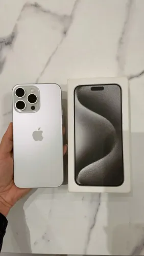 iPhone 15 pro max - 256G