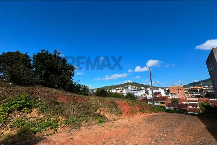 TERRENO À VENDA NO CENTRO DE GUARABIRA/PB