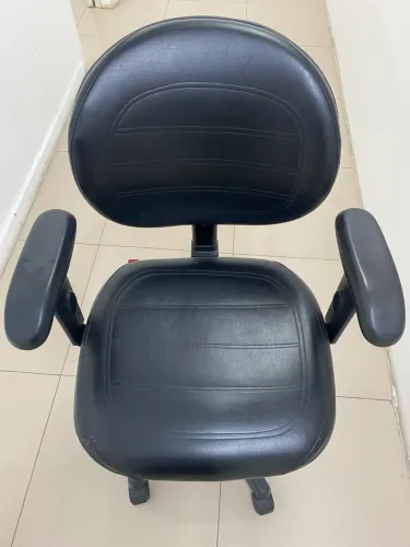 Cadeira De Escritório Cavaleti