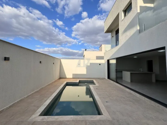 Casa em condomínio à venda em Piracicaba-SP, Bongue. 3 quartos, 1 suíte, 3 banheiros, 4 va