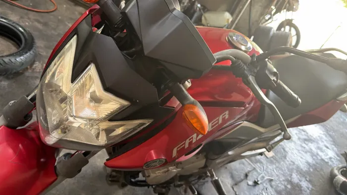 Fazer 250 2012 zerada pneus novos