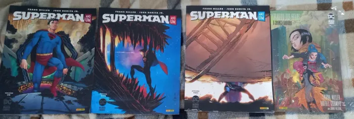 Superman Ano Um - completo em 3 volumes + Criança dourada de brinde