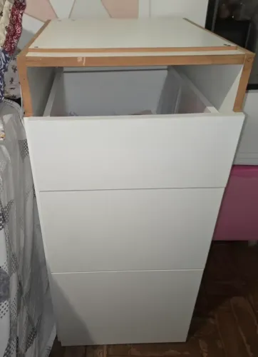 Criado mudo ou Gaveteiro