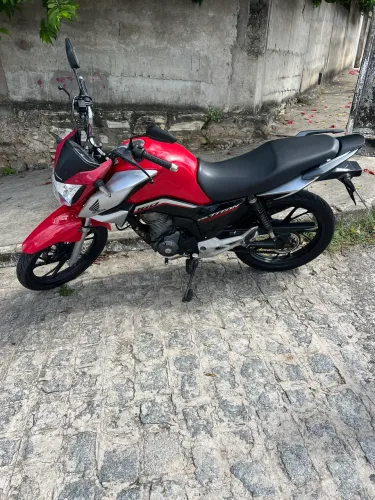 Titan 160