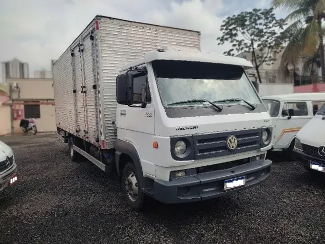 VW 9.160 Baú 2014