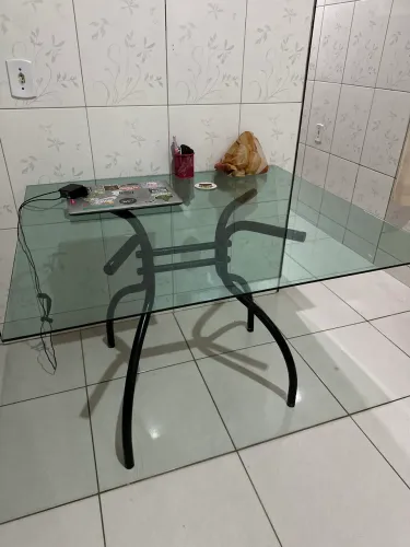 Mesa grande de vidro