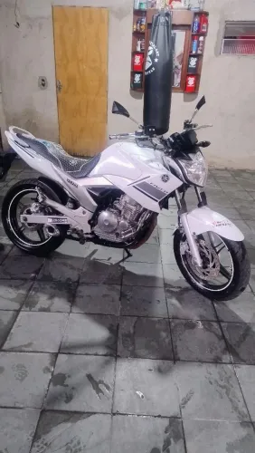 Fazer 250 2014 moto top sem detalhes ?