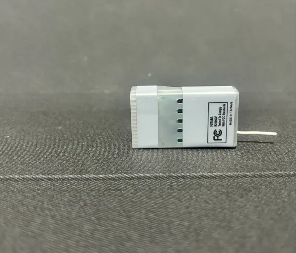 Receptor futaba R2106gf 2.4ghz T-fuss air (usado)