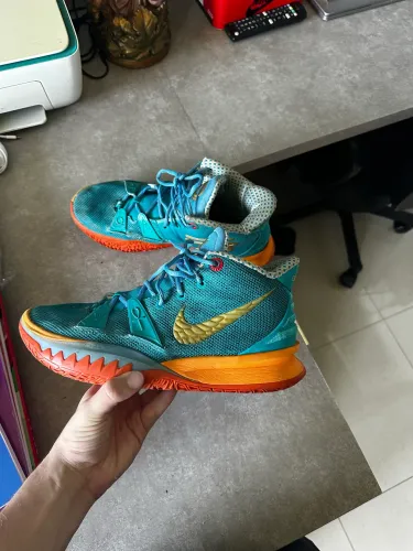 Vendo kyrie 7 Horus