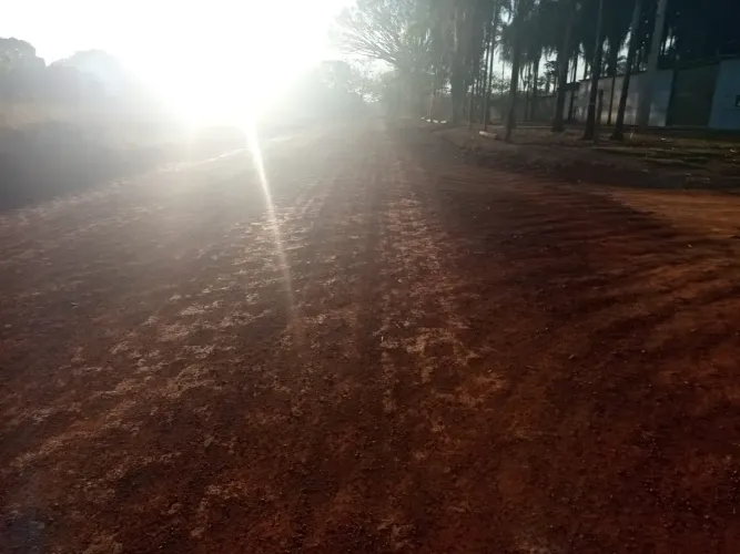 Vale das Andorinhas (Novo Gama) 9.000m² na rua que está sendo asfaltada R$ 245.000