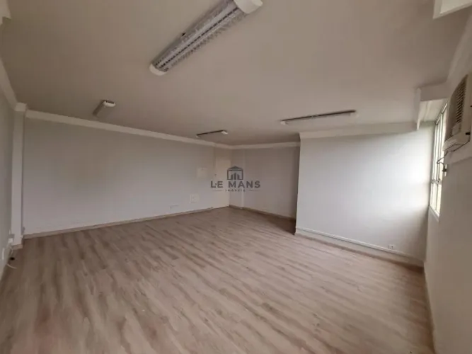 Sala para alugar em Piracicaba, Alemães, com 45 m², Racz Center