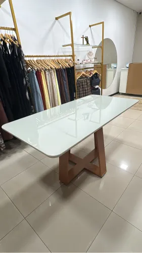 Mesa tampo de vidro