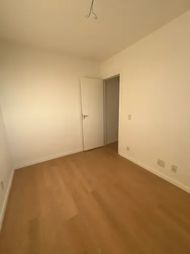 Apartamento novo no Ed. Dez na Covanca - SG