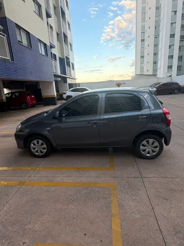 Toyota Etios X 1.3 Flex 16V 5P Mec. 2015
