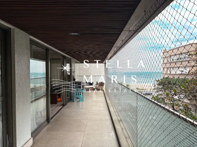 Ipanema, Apartamento de alto Padrão totalmente reformado à venda na quadra da praia da Joa