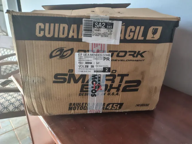 Caixa de transporte pra moto 45 litros nova