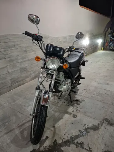 Suzuki Intruder 125 2013