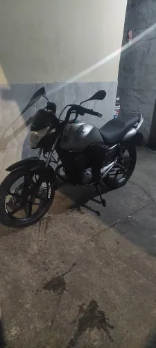 Moto titan mix