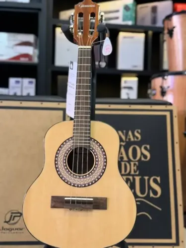 A loja Mundo da Música está localizada na Rua JJ Seabra, nº 133, Feira de Santana - Bahia