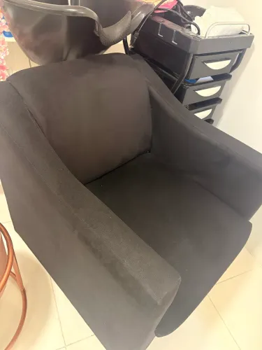 Poltrona semi nova