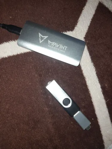 SSD Externo Portátil (Solid State Drive) da marca Mavint.