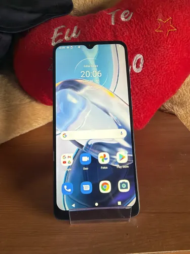 Moto E 22 / 64gb