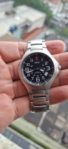 Relógio victorinox original vendo olx pay mais entrega para todo Brasil faço envio