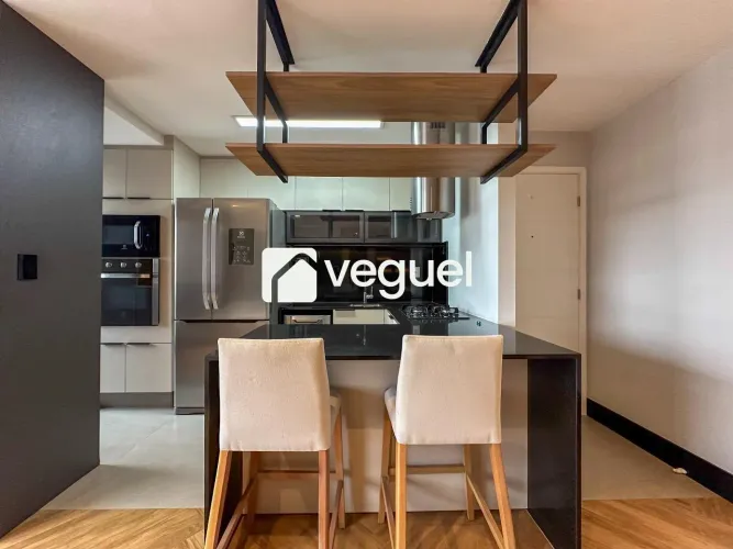 Apartamento mobiliado de 79m² com 2 suítes para alugar no bairro Cambuí, Campinas/SP