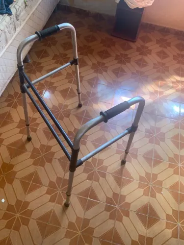 Andador