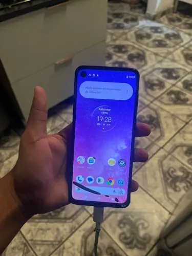 celular motorola one vision