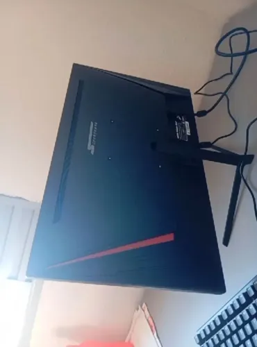 MONITOR GAMER 180Hz + BRAÇO MÓVEL 