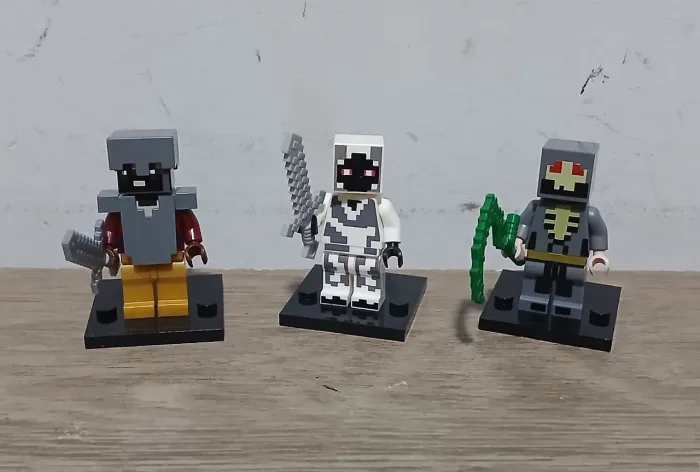 Lego minecraft minifiguras kit com 3